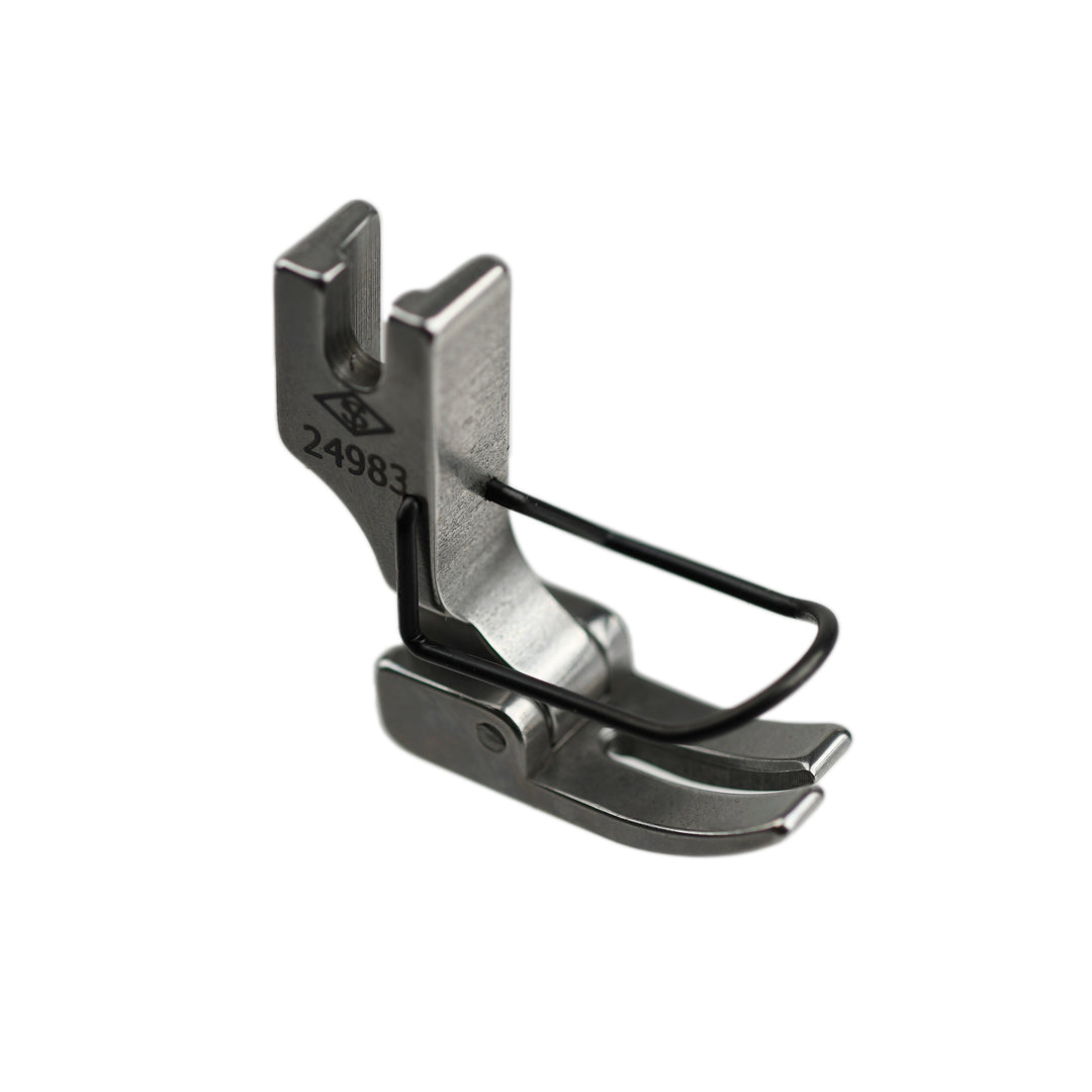 INDUSTRIAL HINGED PRESSER FOOT WITH GUARD